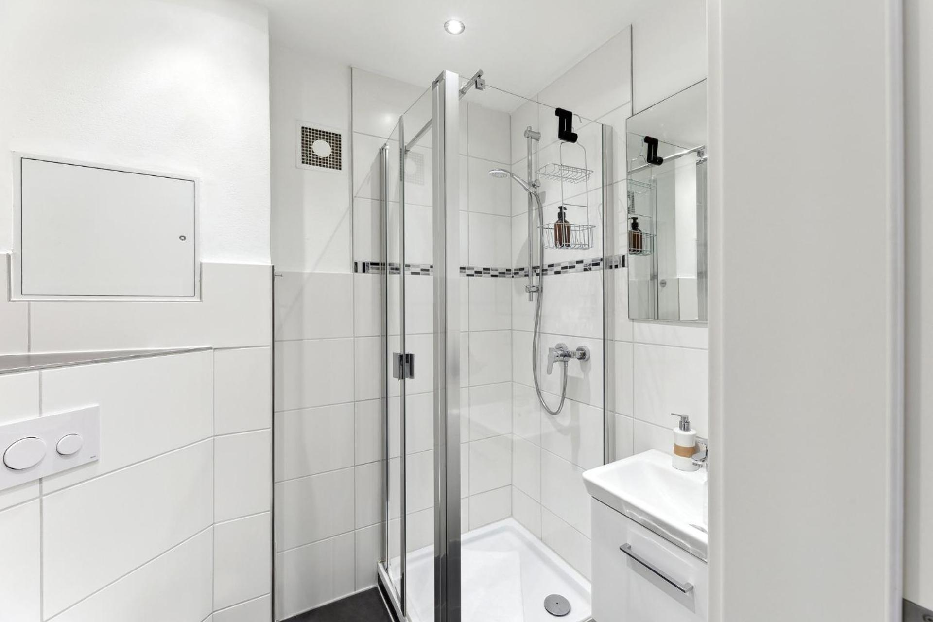 Sali Homes - Charming Studio Apartment In Heart Of Bayreuth With Balcony 외부 사진