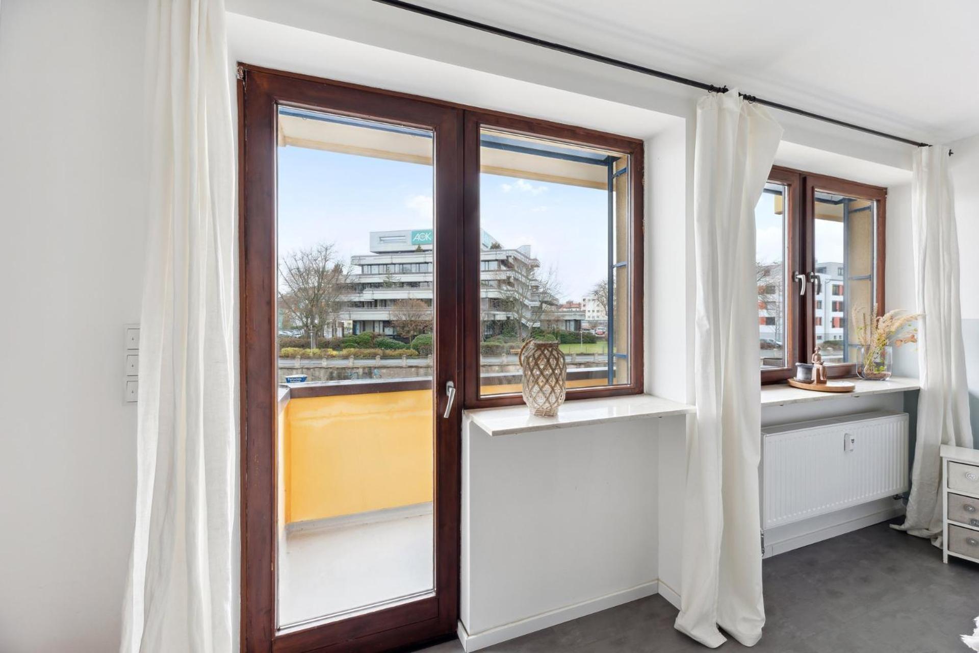 Sali Homes - Charming Studio Apartment In Heart Of Bayreuth With Balcony 외부 사진