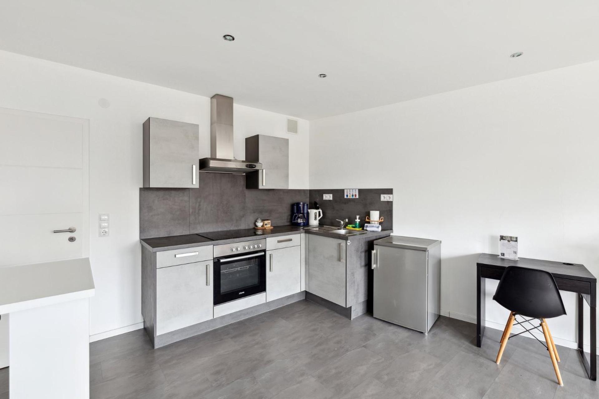 Sali Homes - Charming Studio Apartment In Heart Of Bayreuth With Balcony 외부 사진