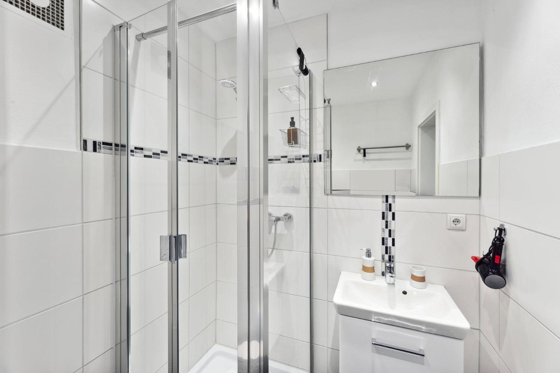 Sali Homes - Charming Studio Apartment In Heart Of Bayreuth With Balcony 외부 사진